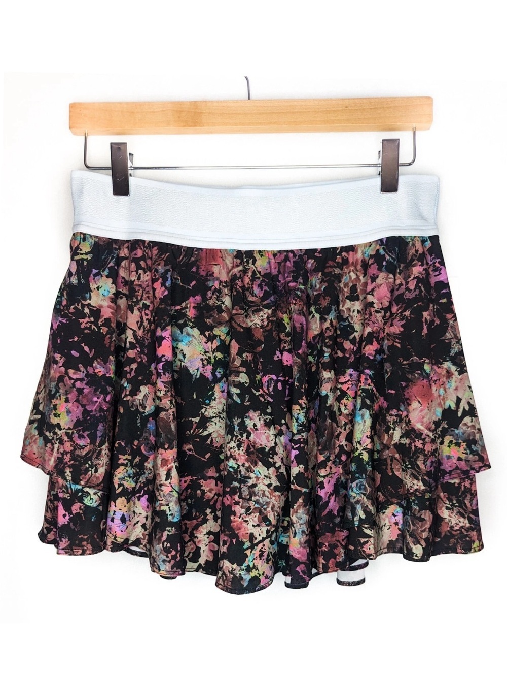 lululemon athletica Black Floral Skater Skirt with blue Waistband
